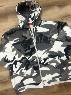 Supreme Arc Thermal Lined Zip Up Hooded Sweatshirt Snow Camo Size L